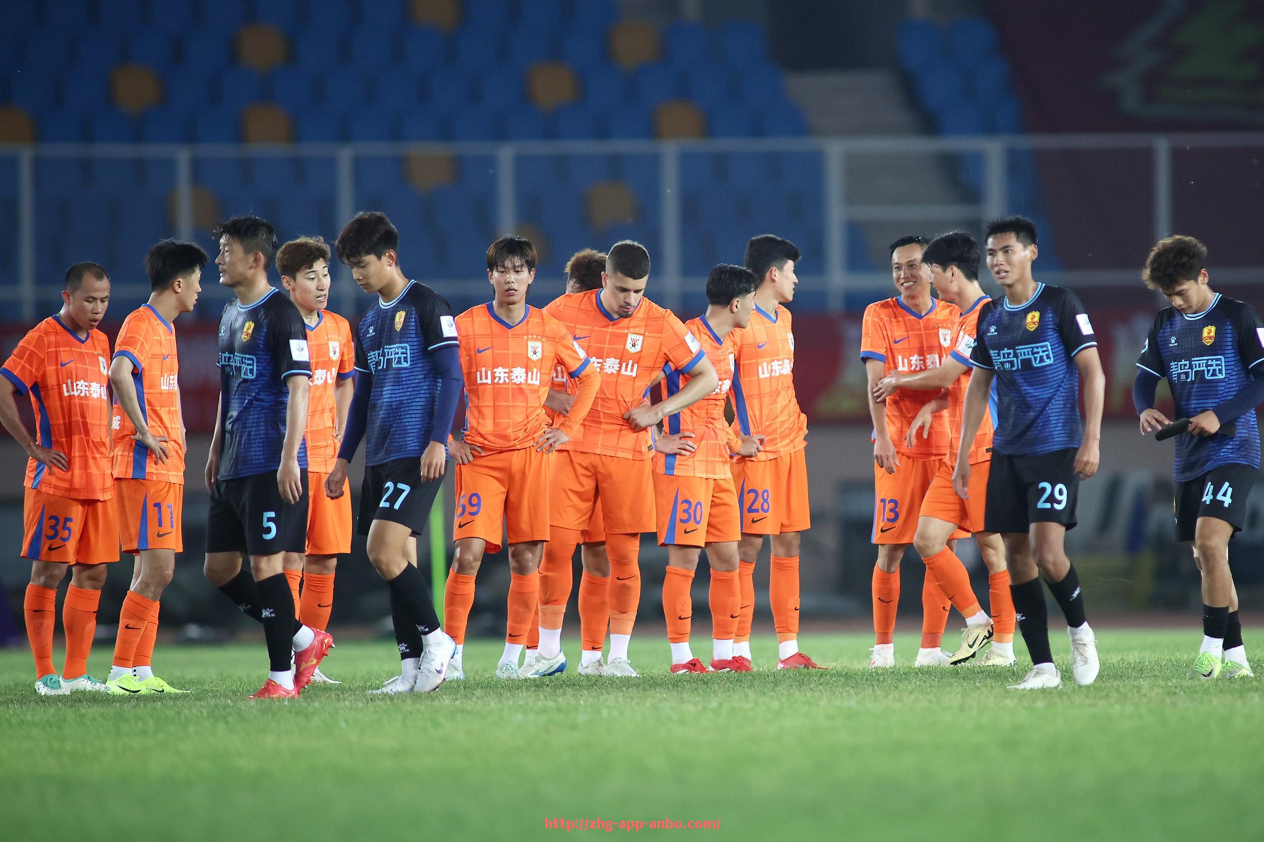 安博体育app下载-世俱杯因球员失误直接导致丢球的案例详解与战术反思